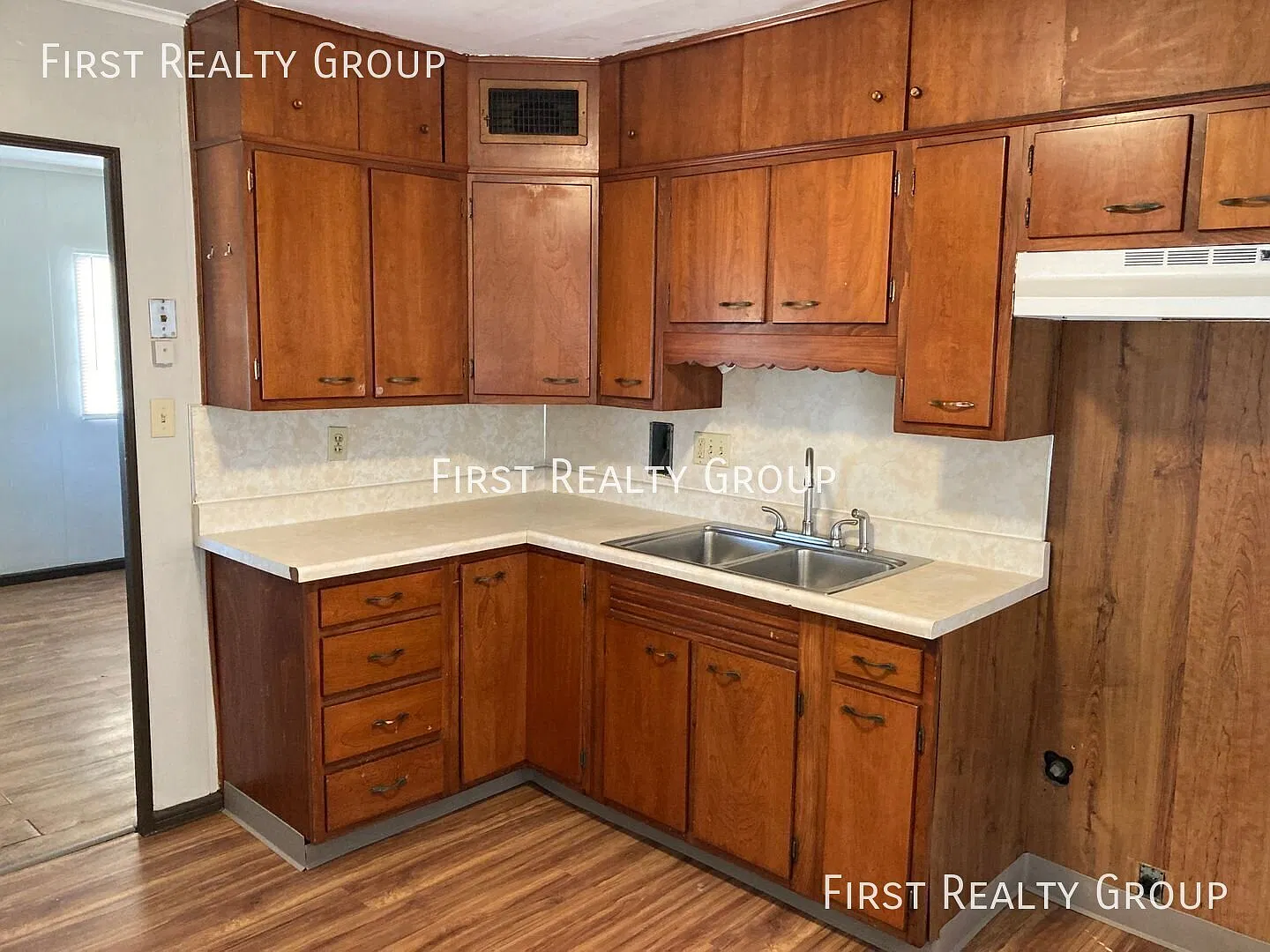 4 Bedroom, 1.5 Bath Single Family Home for Rent, Move in Ready! — Photo 4