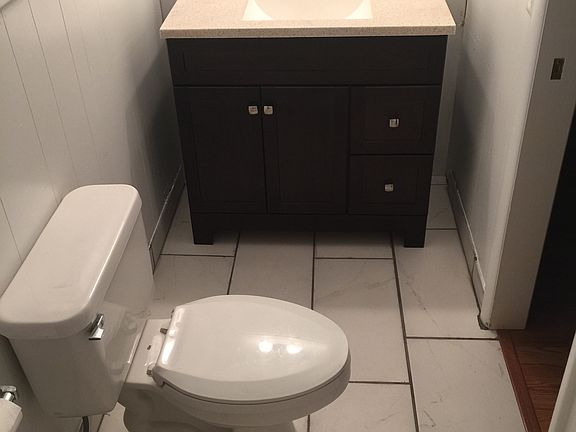 2nd image of 5 Pease Dr