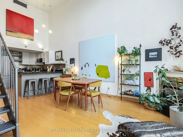 29 Main St #203 — Photo 8