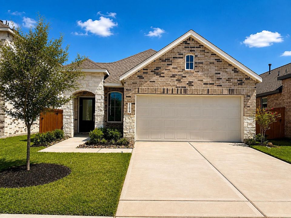 1st image of 21618 Carbonari Dr