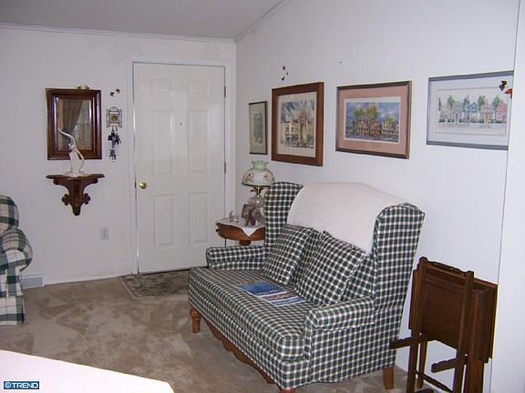 5th image of 41 Shenandoah Dr