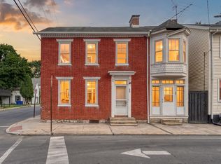 42 E Locust St FLOOR 1, Mechanicsburg, PA 17055