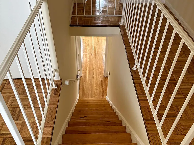 555 Palmer Rd — Photo 2