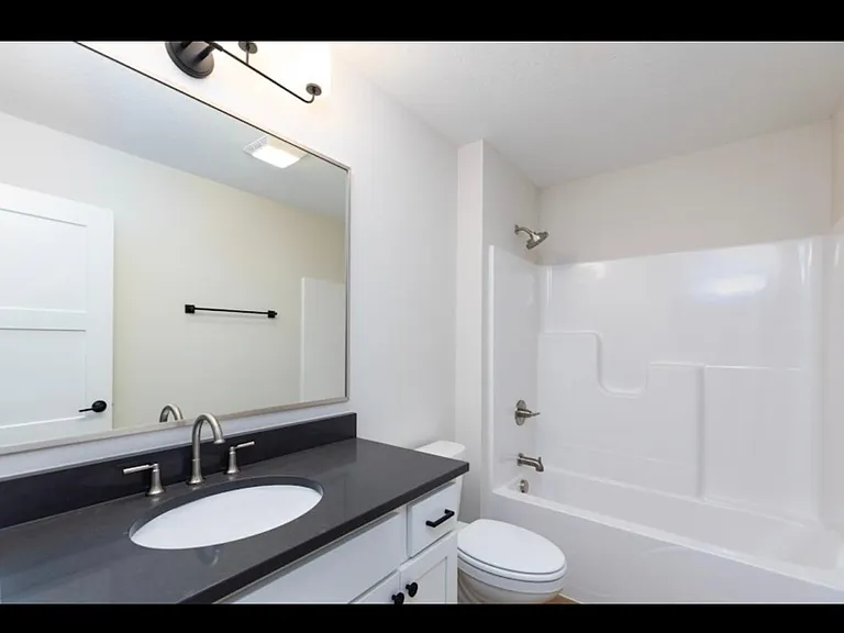 2724 SW 24th Ln — Photo 17