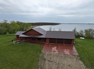 3690 93rd Ave NE, Lakota, ND 58327