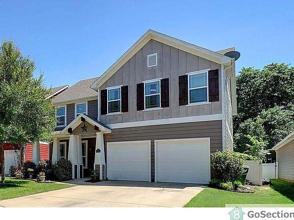 3rd image of 10006 Lexington Dr