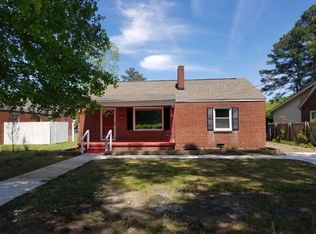 1703 Peachtree St, Goldsboro, NC 27530