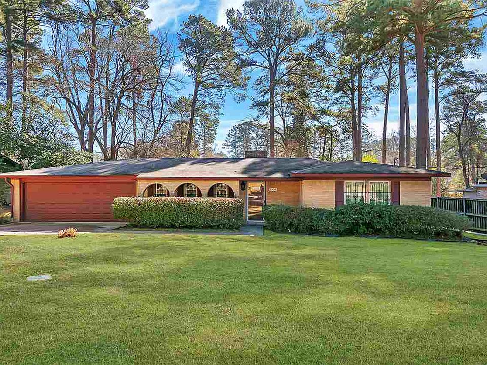 1st image of 1000 Eagle Hill Trl