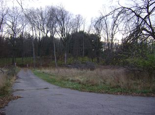 Briar Rd, Niles, MI 49120