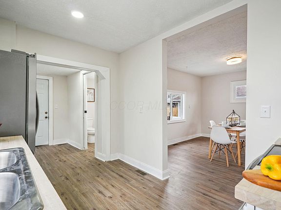 3rd image of 2311 Hiawatha Park Dr