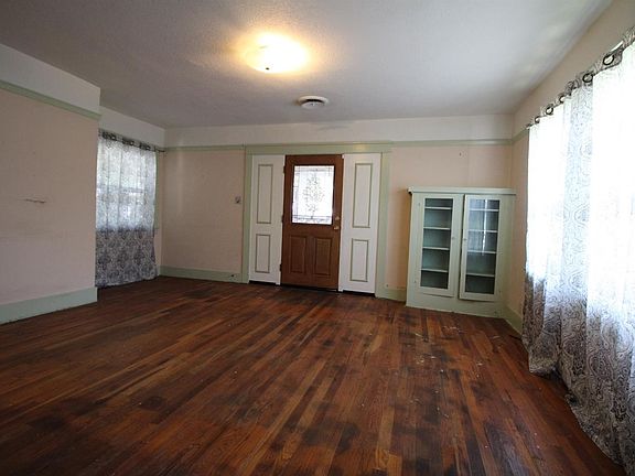 5th image of 119 B St