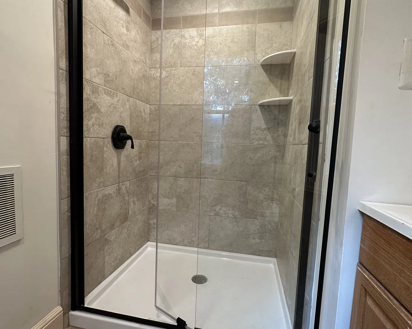 1 bed, 700 sqft, $1,850 — Photo 4