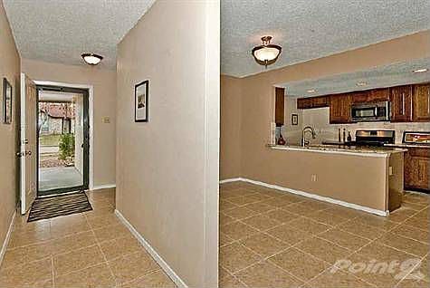 4th image of 1217 Brush Creek Dr