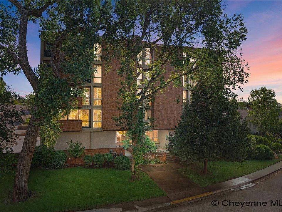 1st image of 1717 Alexander Ave APT 204