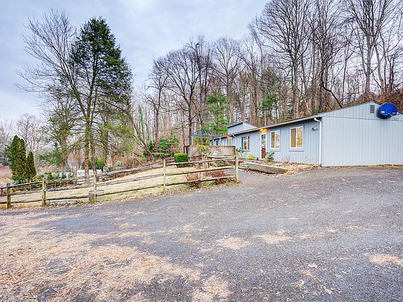 4th image of 5268 Penny Ln