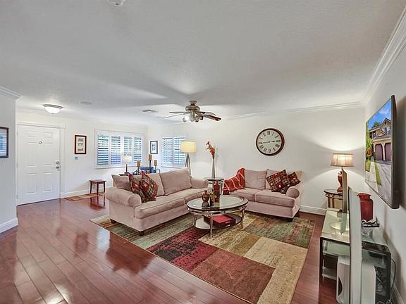 4th image of 9113 Vineyard Lake Dr