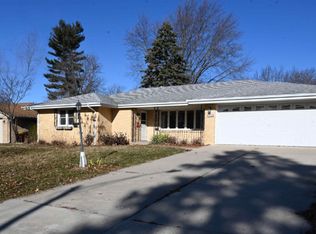 2623 Lorado Ln, Rockford, IL 61101