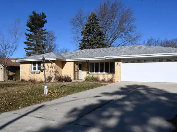 2623 Lorado Ln, Rockford, IL 61101