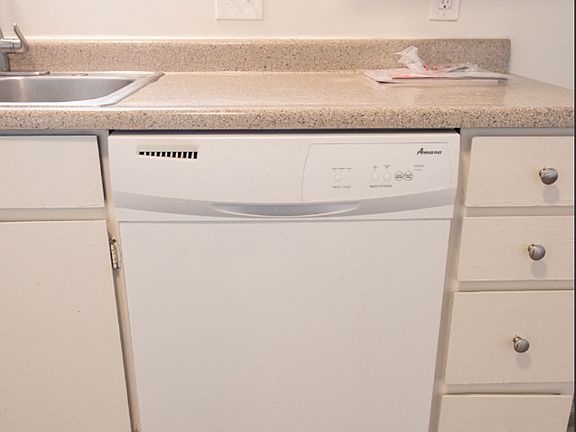 5th image of 3602 S 900 E #Or-07