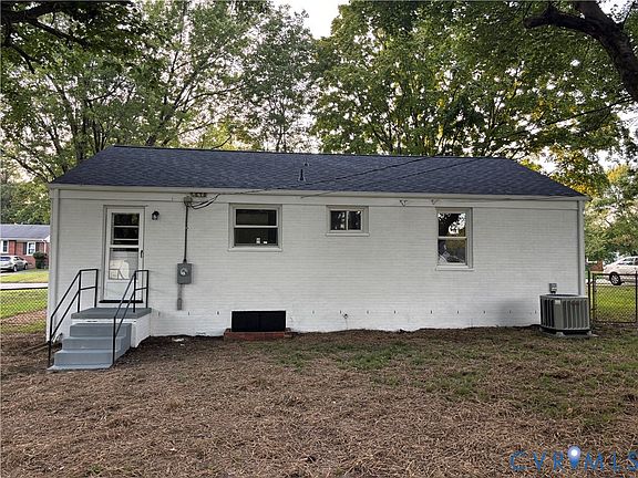 5th image of 4809 Chardon Rd