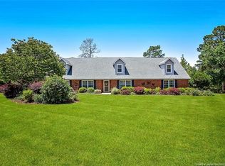 5181 Fame Ln, Fayetteville, NC 28306