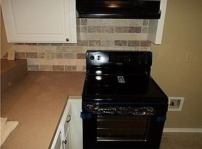 5th image of 5005 Longstreet Pl Unit 54