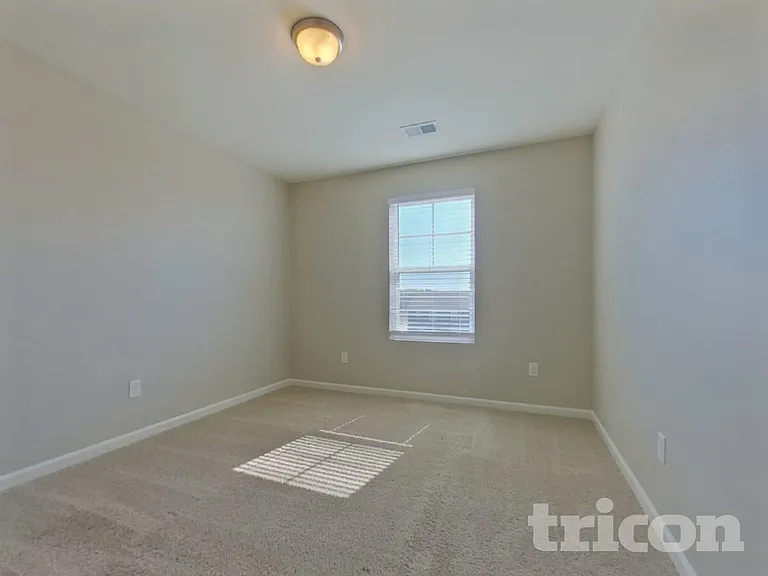 1076 Crescent Moon Loop Rd — Photo 12