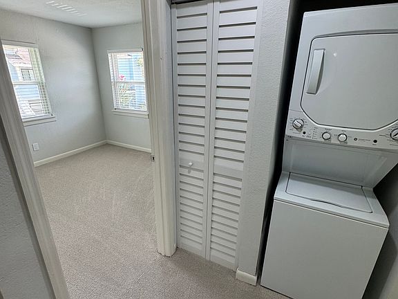4th image of 100 Fairway Park Blvd Unit 1108