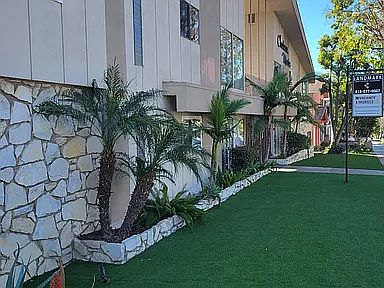 3rd image of 560 E Providencia Ave APT 19