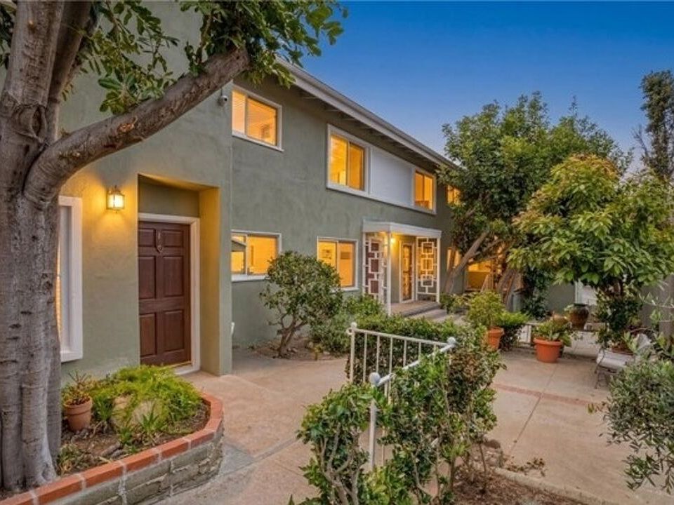 1st image of 16144 W Sunset Blvd APT 6