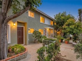 16144 W Sunset Blvd