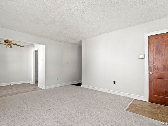 4th image of 41 Monument Ave