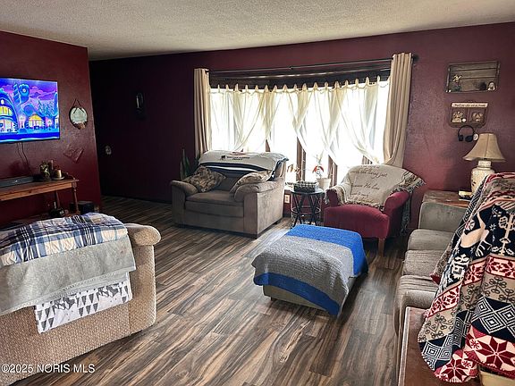 3rd image of 7563 County Road 21