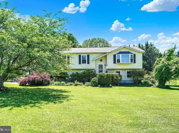 12 Richard Dr, Elkton, MD 21921