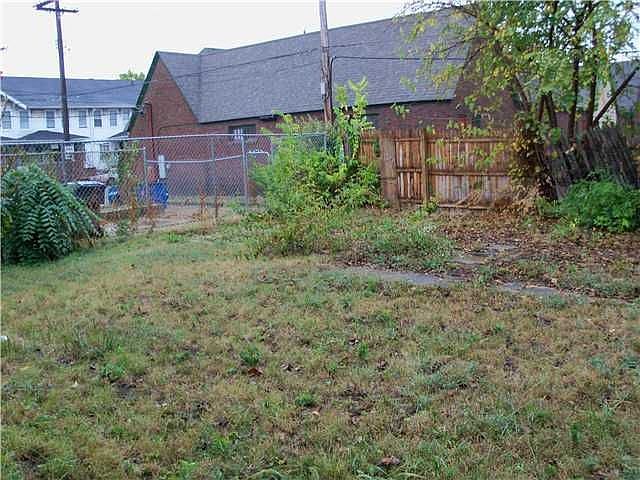 2nd image of 3014 N Delaware St