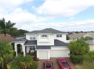 3811 66th Dr E, Sarasota, FL 34243