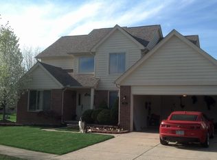 6869 Bridgemont Dr, Canton, MI