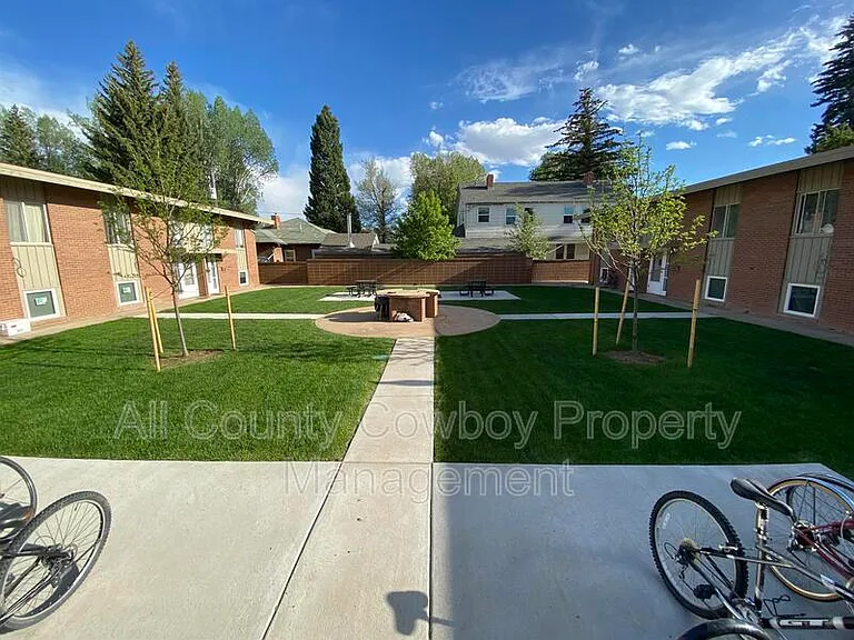 1000 E Garfield St #13 — Photo 12