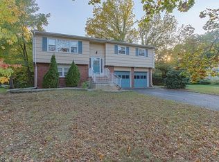 14 Lench Rd, East Brunswick, NJ 08816