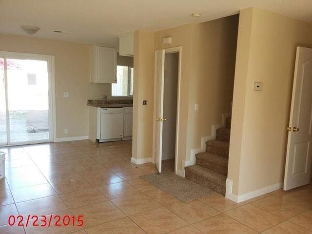 Living/dining area