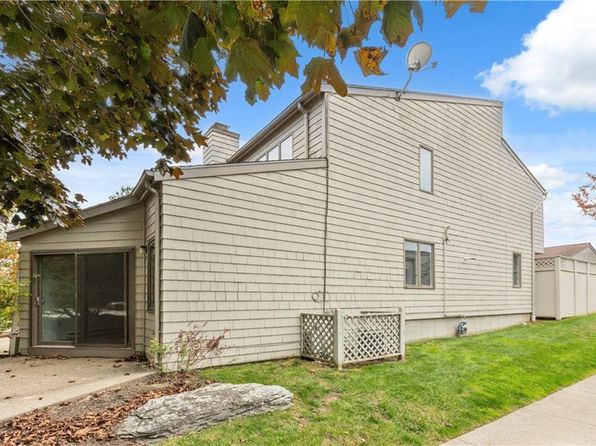 71 Sea Breeze Ln UNIT 71, Bristol, RI 02809