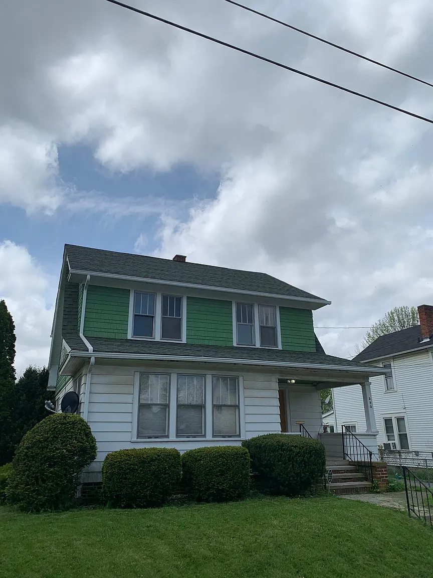 595 Cherry St photo 1
