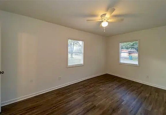 2nd image of 507 W Decatur Ave