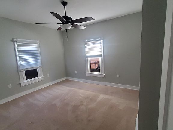 4th image of 646 Albemarle Ave SE