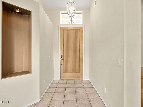 4th image of 1761 W Goldfinch Way