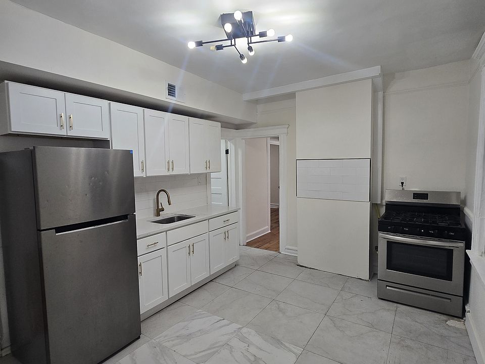 1st image of 26 Linden Ave #G2