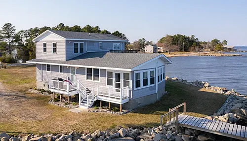414 Driftwood Dr Photo 1