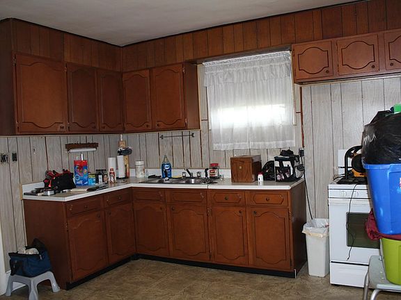 5th image of 406 N Cooper Ave
