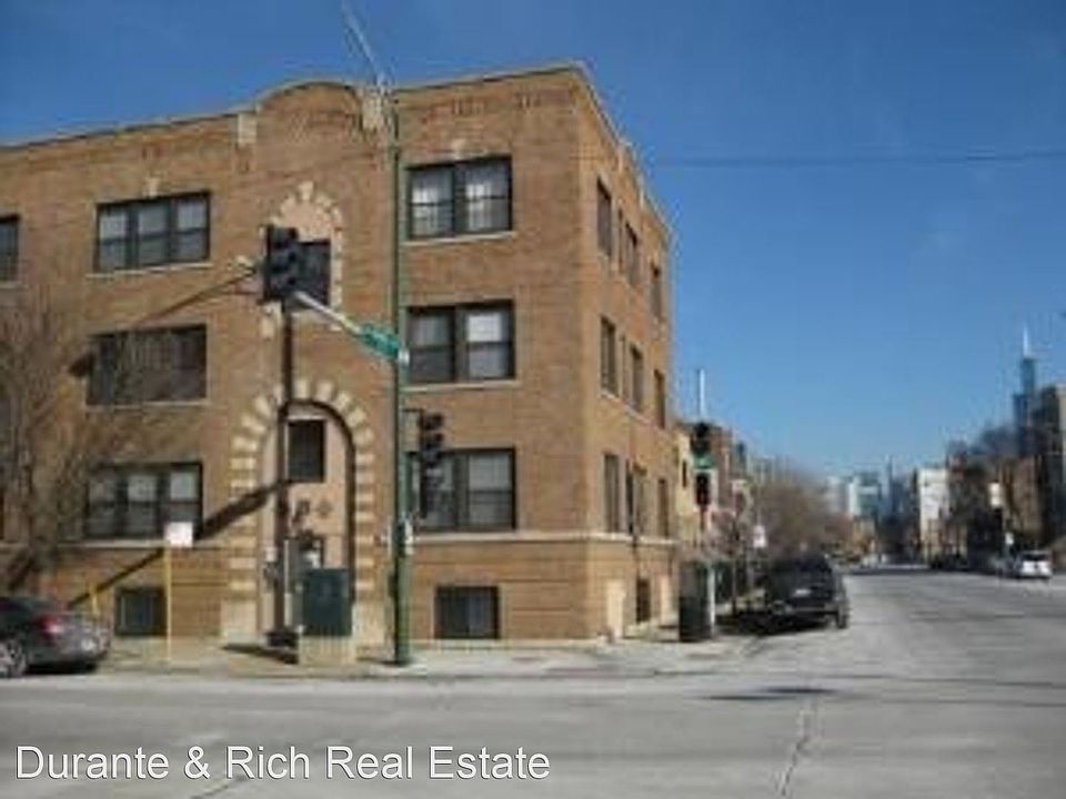1st image of 39 N Paulina St
