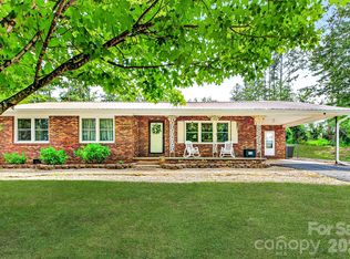 2355 Tatertown Loop, Nebo, NC 28761